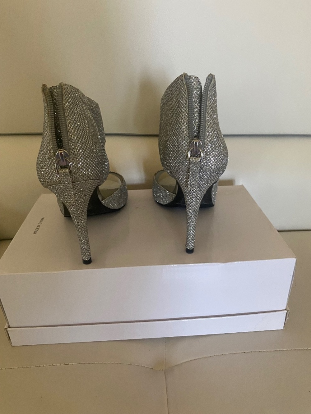 Audrey Brooke Silver Rhinestone Heels – Size 8M